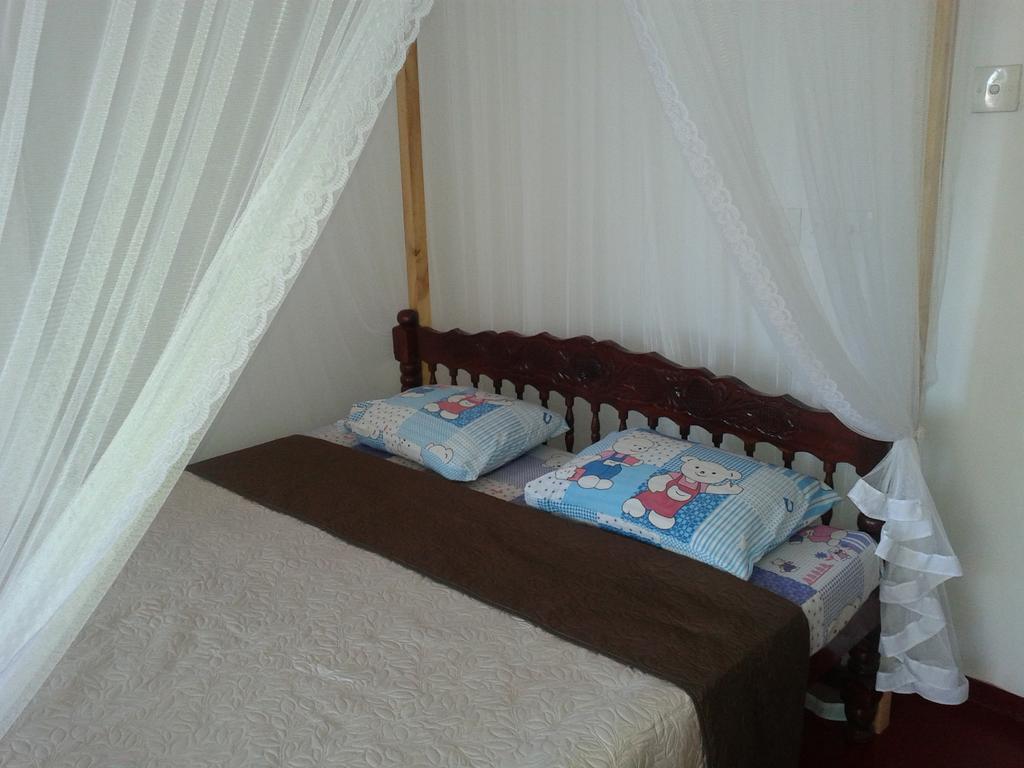 Sun Ocean Inn Mirissa Bagian luar foto