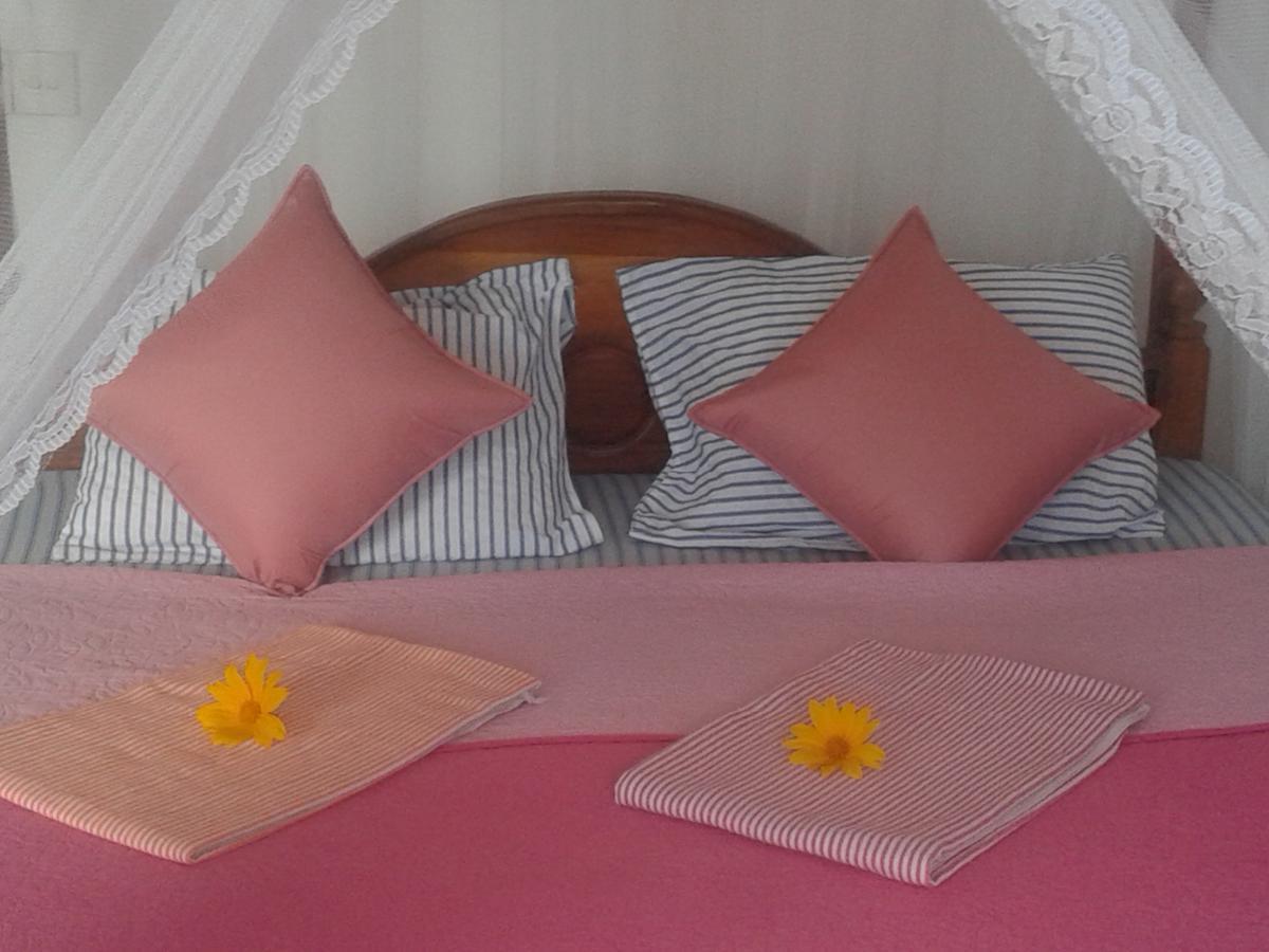 Sun Ocean Inn Mirissa Bagian luar foto