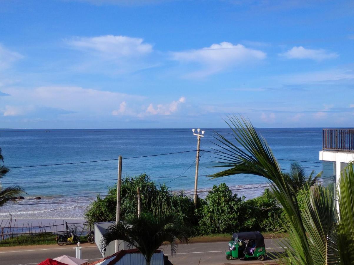 Sun Ocean Inn Mirissa Bagian luar foto