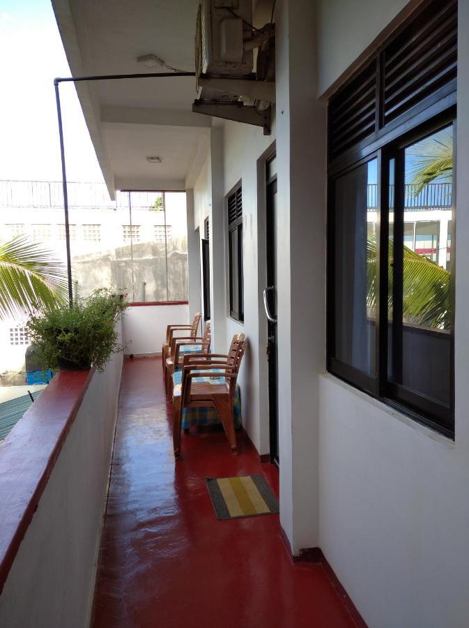 Sun Ocean Inn Mirissa Bagian luar foto