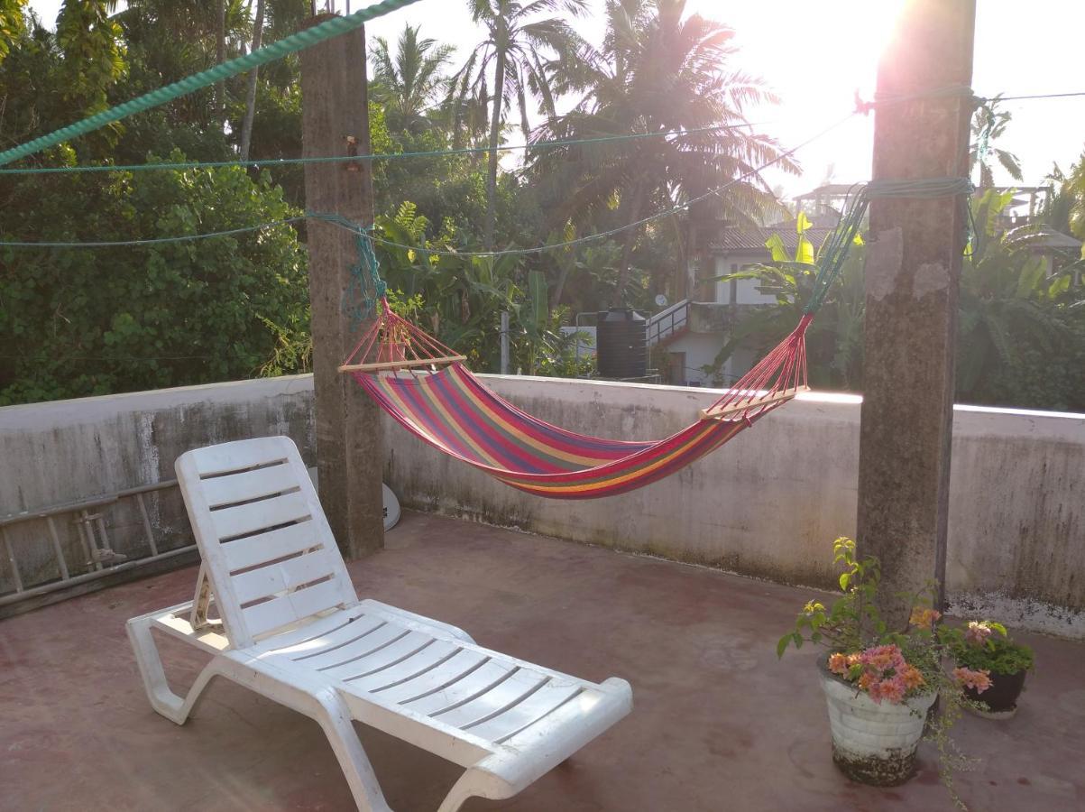 Sun Ocean Inn Mirissa Bagian luar foto